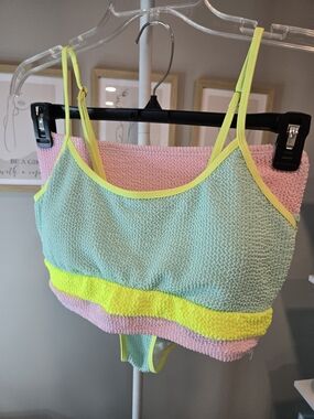 🌞⛱️👙 New Neon Trim Pastel Textured Bikini Top and Bottom Set